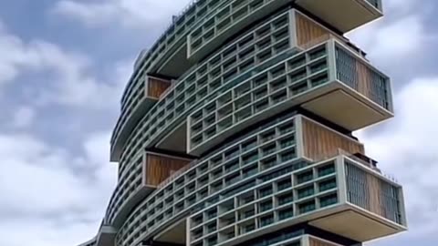 Amazing Building In Dubai _ #youtubeshorts #viral #daudtvofficial #shorts