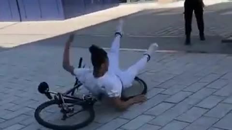 Guy Rides And Falls Over Bike After Performing Frontflip