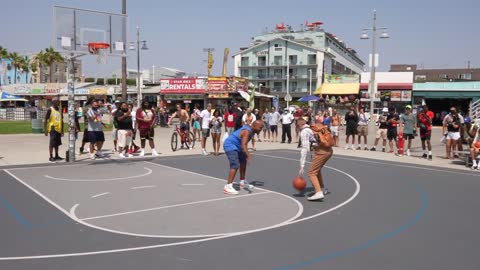 Nerd Exposes Hostile Hoopers at Venice Beach