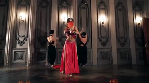 Beauty arabic east dance - Belly Violett Show 1001 and one night"