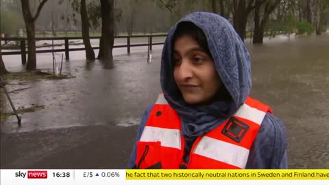 Torrential rain triggers flash floods in Sydney