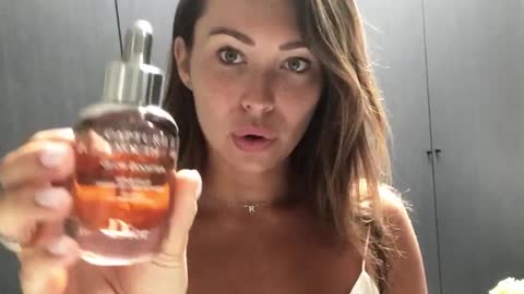 Rozalia Russian's Morning Routine