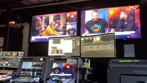 BONUS: Behind the scenes at Infowars 10-31-22