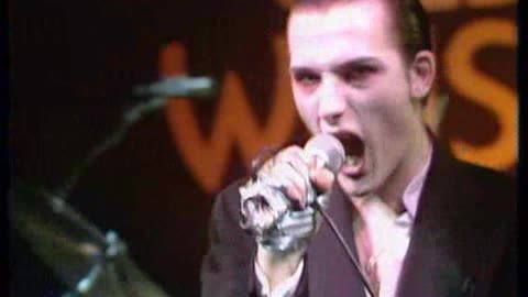 The Damned - Smash It Up & I Just Can't Be Happy Today = Live On OGWT 1979