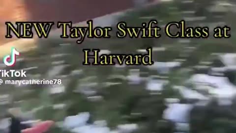 Harvard's Taylor Swift Class Goes How You'd Think…And Being Taught By The Type Of Person You'd Think