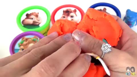 Nat and Essie Teach Colors with Alvin Chipmunks Play-Doh Lids