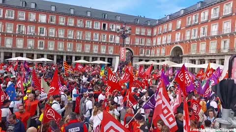 45,000 Disgruntled Spaniards Demonstrate Against Rising Inflation