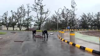 Storm Beryl strikes Jamaica, threatens Caymans, Mexico