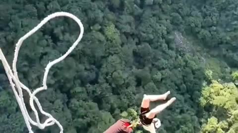 Bungee jump 260 meters high