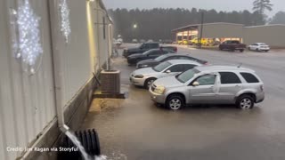 Heavy rain pounds southern Mississippi