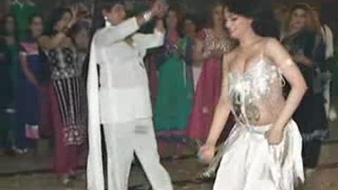 mujra song bijli bahri hai