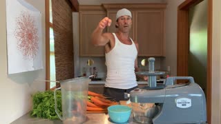 YOUR COLON IS CLOGGED UP YOU FILTHY ANIMAL! A JUICE RECIPE FOR CONSTIPATION!