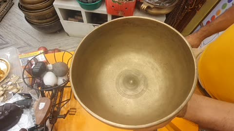 Antique lingem bowl
