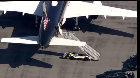 POTUS at airport, leaving TF1