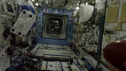 Zero G Hail Mary Pass - UHD