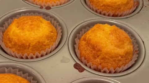 Cornbread cupcakes 😳