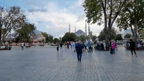 Ayasofia Mosque outside Istanbul Turkey ایاسوفیا تاریخی جومات لنډه ویدیو