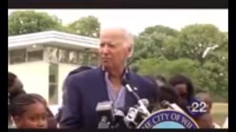 'Kids jump on my lap', Joe Biden officially states || Joe Biden is a joke!!