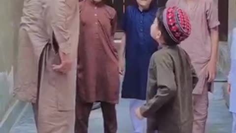 Pichoon meri inni awaz ni-child funny