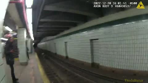 Police rescue man who fell onto subway tracks in Brooklyn