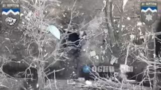 Ukrainian Fighters Destroy Russian Military Positions And Capture Surrendered Soldiers