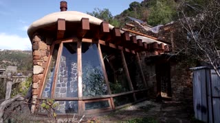 Lebanese architect builds a 'self-sufficient' home