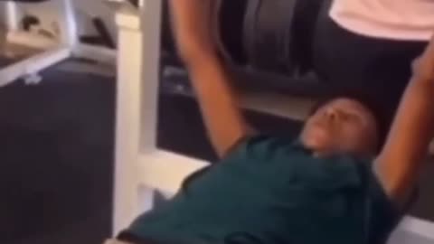 Poor guy broke his arm in gym !