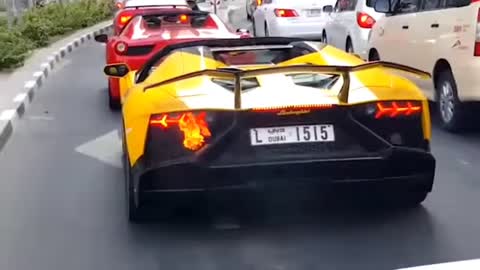 Lamborghini Aventador catching fire on Dubai Road | Lamborghini Fail