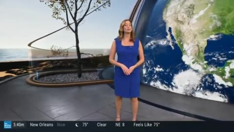 Weather Channel's Hot Stephanie Abrams On 100223