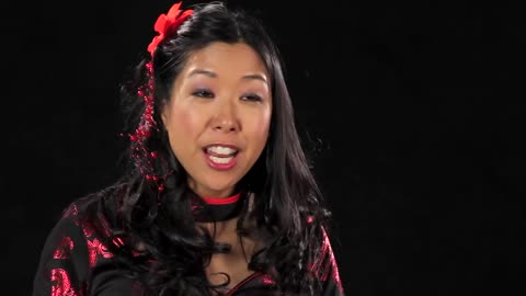 Japanese American Women Try On Geisha Halloween Costumes