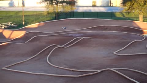 KYOSHO MP10 ON TRACK S&B SPEEDWAY The Wicked Weekend Layout 1/8 Buggy