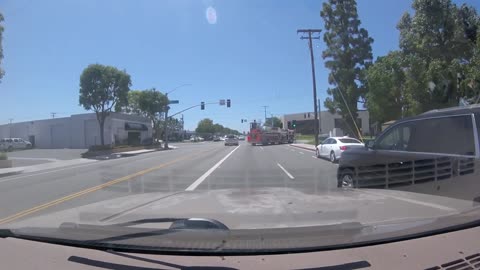 Fire Truck (HB) leaving the station