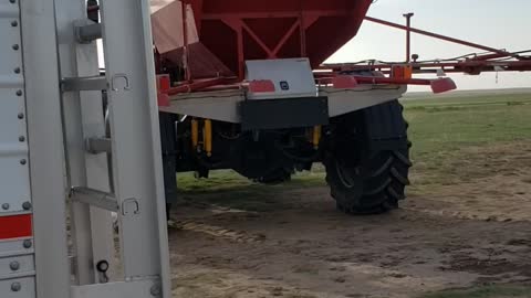 Spreading dry fertilizer