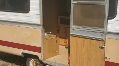 86 Apache Cimarron II Camper (hard sided Popup)