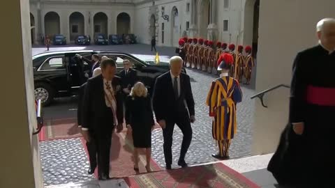 Jill and Joe Biden have arrived at the Vatican Where’s his face diaper?