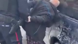 Ottawa Police pull over and assault an old man for supporting the truckers