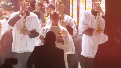 Peregrinação Paris-Chartres no Pentecostes