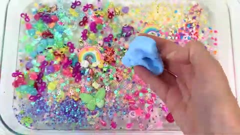 SLIME - Mixing Makeup, Glitter and Beads