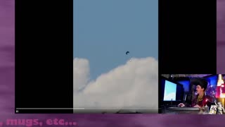 Incredibly clear footage of a shapeshifting UFO