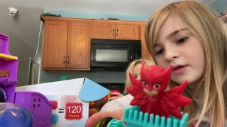 Lily-Rose Kindergarten Play: PJ Masks Catboy and Owlette