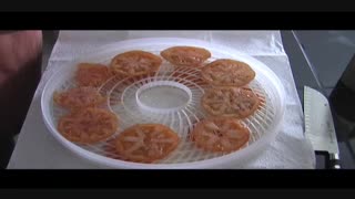 Drying tomatoes