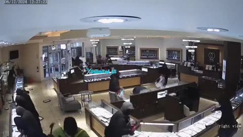 20-person smash-and-grab robbery at a California jewelry store.