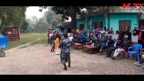 Dance of policemen who could not go home on Tihar.