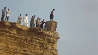 Karachi boys Jumping for swimming from Very High place called Paradise point