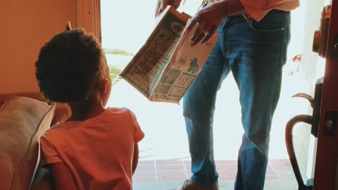 Sheriff Has Peculiar Method to Convince Little Girl to Clean Her Room