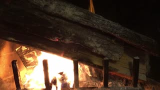 Fire Place Fireplace Yule Log Burning Wood 30 min minutes Video 1080 (04-02-2020)