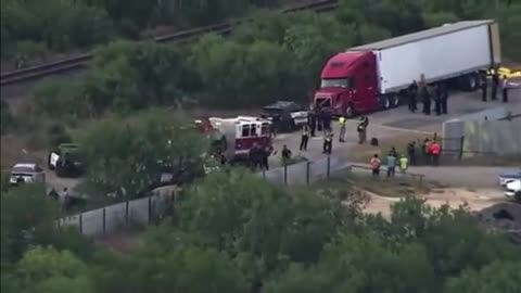 العثور على 46 جثة لمهاجرين في شاحنة بولاية تكساس الأمريكية - RT Arabic