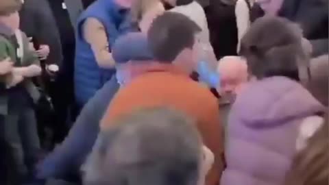 Protester gets kicked out by Texans during Greg Abbott's speech in Collin County