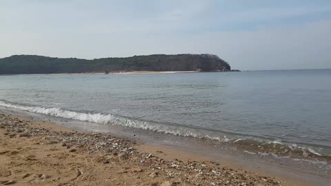 Sound of waves on the west coast of Korea