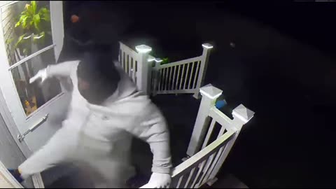 🎥 Three thugs try to break into a home until they discover the 2nd amendment.